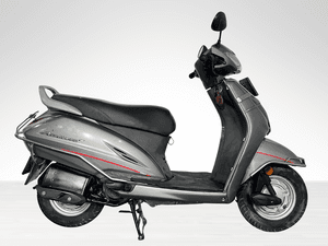 Used 2017 Honda Activa 4G Standard (BS IV) for sale in Delhi - thumbnail 2