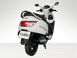 Used 2025 TVS Jupiter 125 Disc - Alloy Wheel for sale in Gurgaon - thumbnail 4