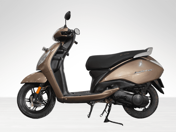 Used 2022 TVS Jupiter Drum Alloy for sale in Delhi - photo 1