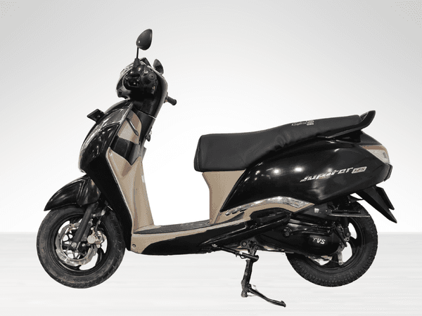 Used 2025 TVS Jupiter 125 Disc - Alloy Wheel for sale in Delhi - photo 1