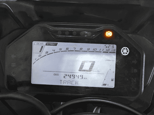 Used 2023 Yamaha R15 V4 Dark Knight for sale in Delhi - thumbnail 8