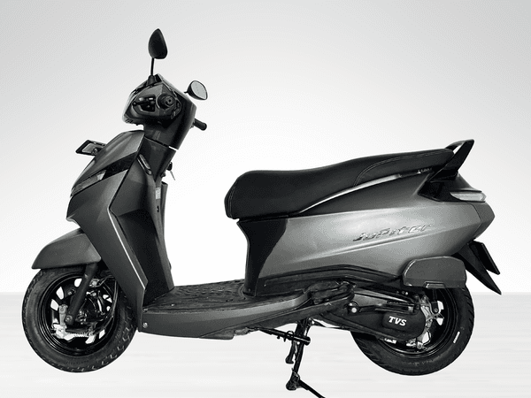 Used 2025 TVS Jupiter Drum for sale in Delhi - photo 1