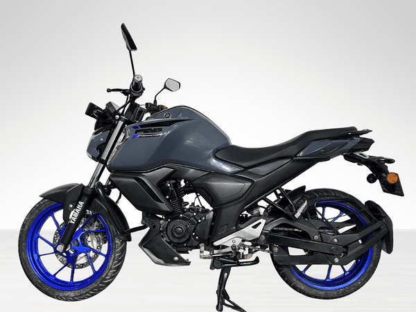 Used 2024 Yamaha FZS Fi V4 Deluxe for sale in Gurgaon - photo 1