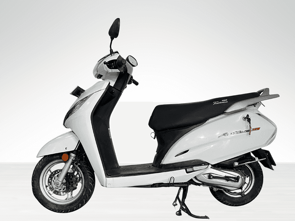 Used 2017 Honda Activa 125 Disc for sale in Delhi - photo 1
