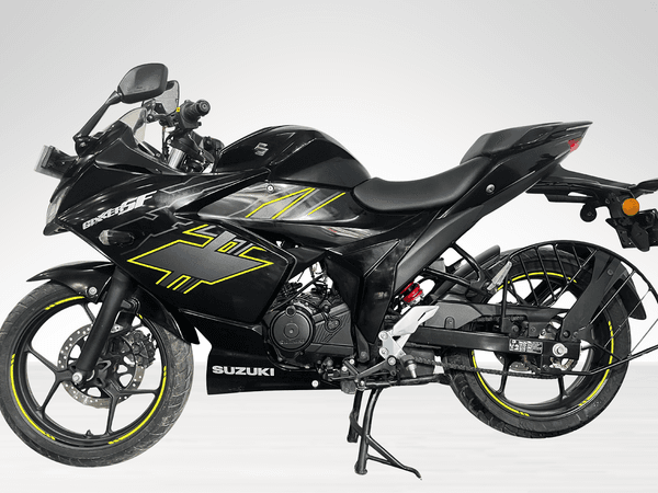 Used 2023 Suzuki Gixxer SF Ride Connect for sale in Delhi - photo 1