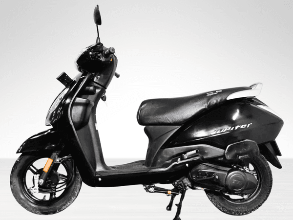 Used 2024 TVS Jupiter Drum Alloy for sale in Gurgaon - photo 1