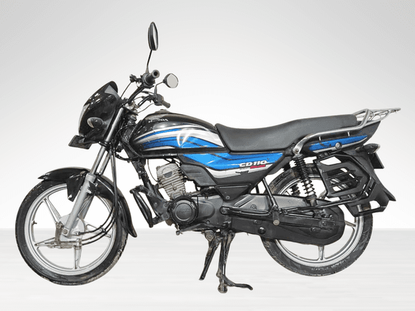 Used 2022 Honda CD 110 Dream Deluxe for sale in Delhi - photo 1