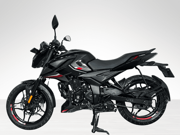 Used 2025 Bajaj Pulsar N160 Bluetooth for sale in Gurgaon - photo 1