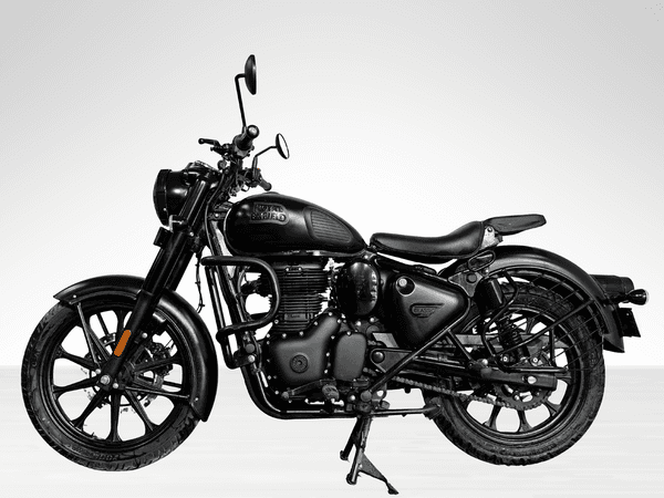 Used 2025 Royal Enfield Classic 350 Classic Dark - Dual Channel ABS for sale in Delhi - photo 1