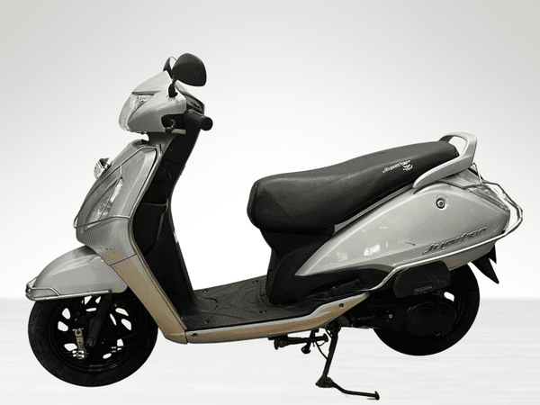 Used 2021 TVS Jupiter Drum Alloy for sale in Jaipur - photo 1