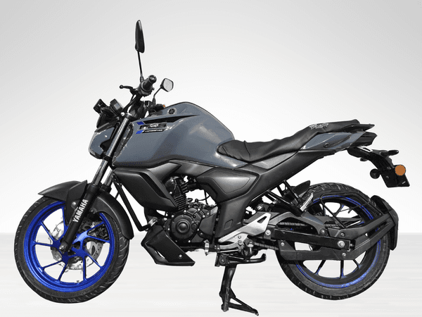 Used 2024 Yamaha FZS Fi V4 Deluxe for sale in Delhi - photo 1
