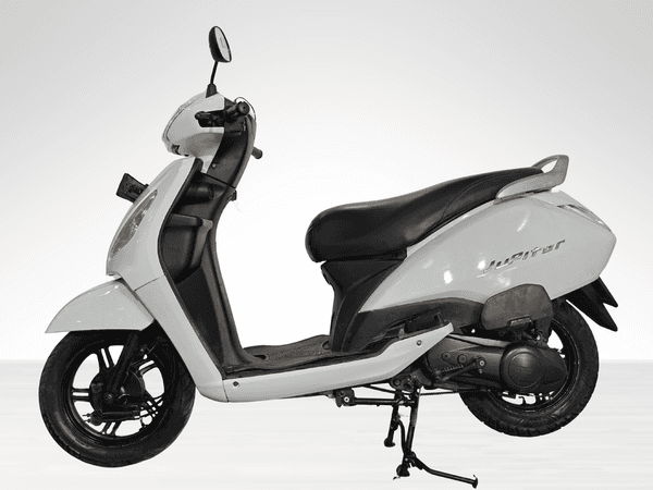 Used 2023 TVS Jupiter Drum Alloy for sale in Gurgaon - photo 1
