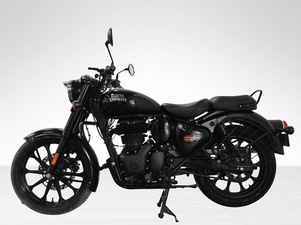Used 2024 Royal Enfield Classic 350 Classic Dark - Dual Channel ABS for sale in Gurgaon - photo 1