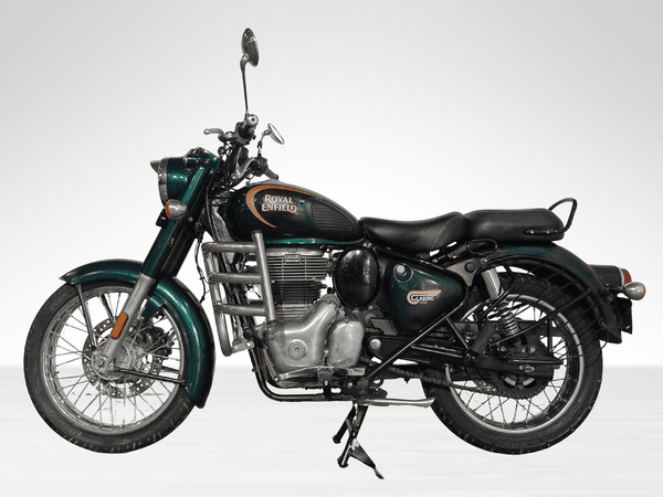 Used 2022 Royal Enfield Classic 350 Halcyon - Dual Channel ABS for sale in Delhi - photo 1