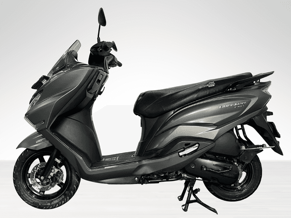 Used 2019 Suzuki Burgman Street 125 Standard for sale in Gurgaon - photo 1