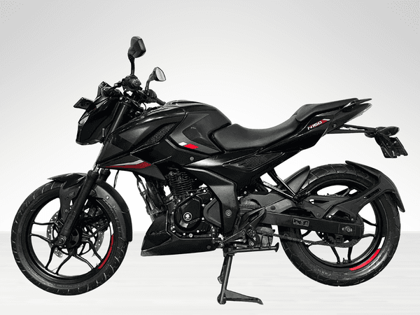 Used 2023 Bajaj Pulsar N160 Dual Channel ABS for sale in Delhi - photo 1