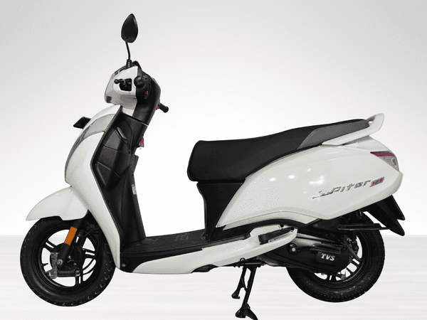 Used 2024 TVS Jupiter 125 Drum - Alloy Wheel for sale in Gurgaon - photo 1