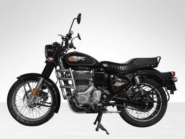 Used 2024 Royal Enfield Bullet 350 Mid for sale in Delhi - photo 1