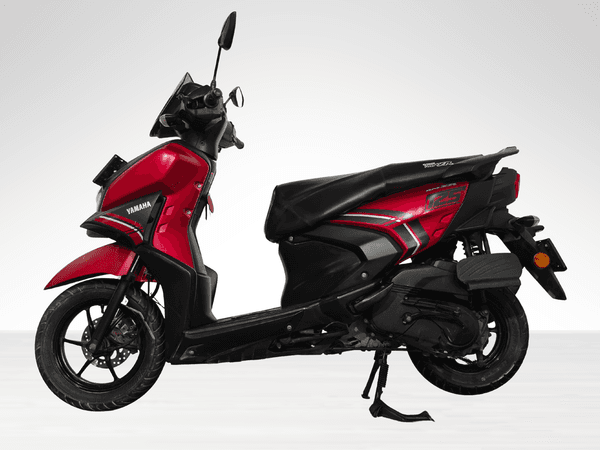 Used 2024 Yamaha Ray ZR 125 Disc for sale in Gurgaon - photo 1