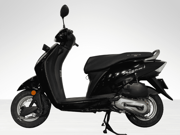 Used 2017 Honda Activa i Standard for sale in Delhi - photo 1