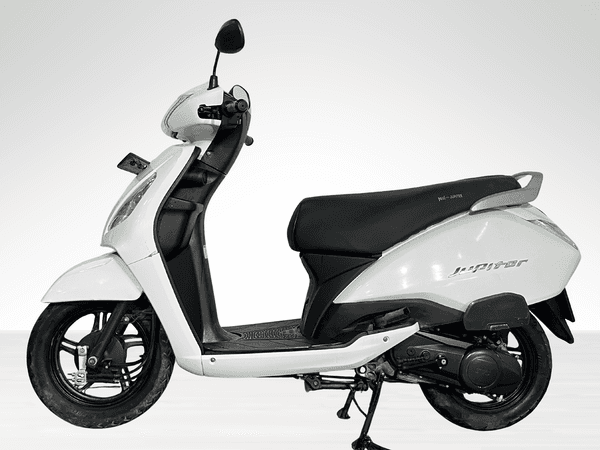 Used 2024 TVS Jupiter Drum Alloy for sale in Delhi - photo 1