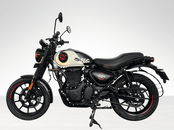 Used 2025 Royal Enfield Hunter 350 Metro Rebel for sale in Gurgaon - photo 1