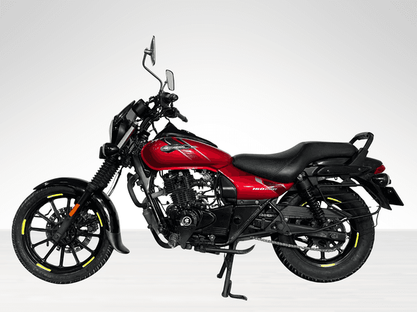 Used 2024 Bajaj Avenger Street 160 Standard for sale in Delhi - photo 1