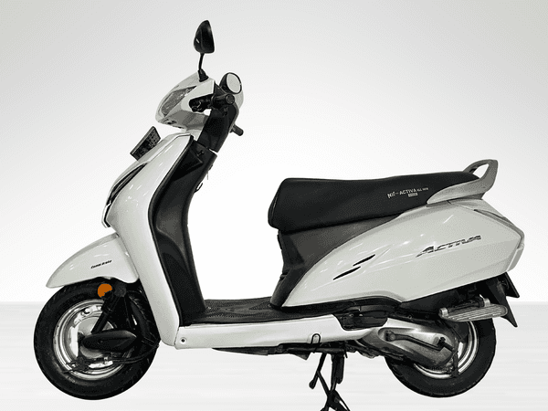 Used 2018 Honda Activa 5G Deluxe for sale in Delhi - photo 1