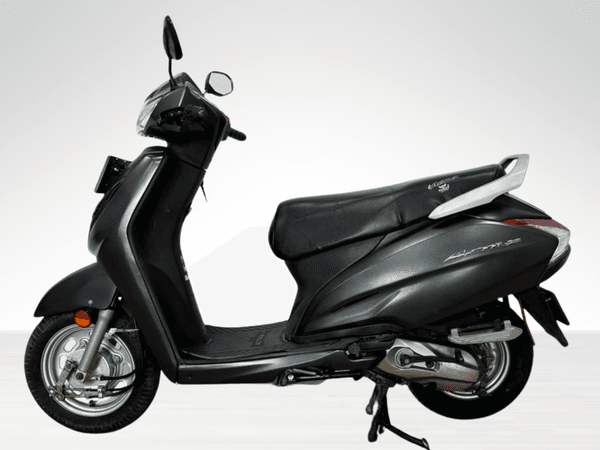 Used 2020 Honda Activa 6G Standard for sale in Jaipur - photo 1