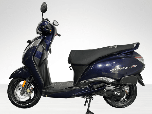 Used 2022 TVS Jupiter 125 Disc - Alloy Wheel for sale in Delhi - photo 1