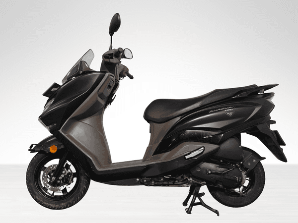 Used 2024 Suzuki Burgman Street 125 Ride Connect Edition for sale in Delhi - photo 1