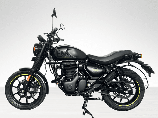 Used 2025 Royal Enfield Hunter 350 Metro Dapper for sale in Delhi - photo 1