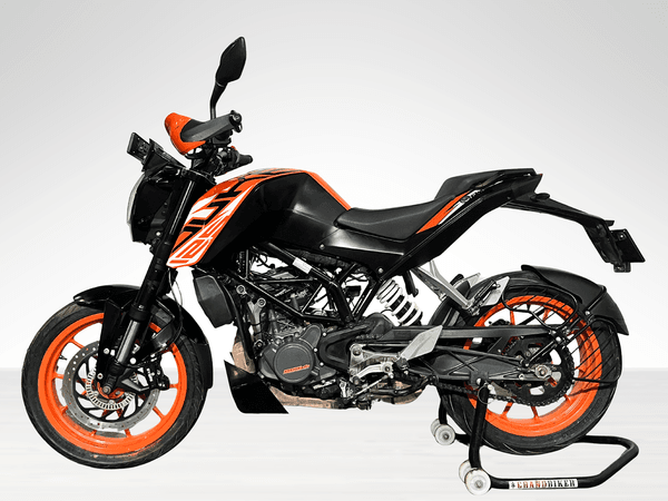 Used 2020 KTM 125 Duke Standard for sale in Gurgaon - photo 1