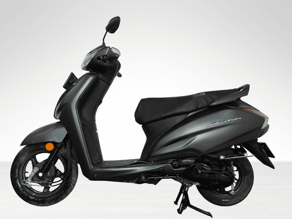Used 2023 Honda Activa 6G Deluxe for sale in Delhi - photo 1