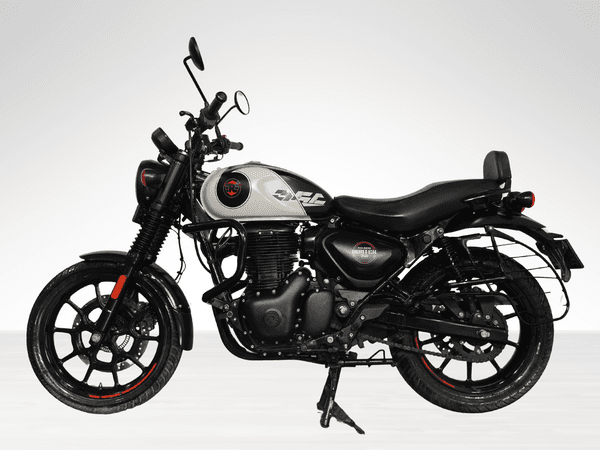 Used 2025 Royal Enfield Hunter 350 Metro Rebel for sale in Delhi - photo 1