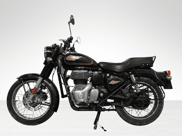 Used 2025 Royal Enfield Bullet 350 Battalion Black for sale in Delhi - photo 1
