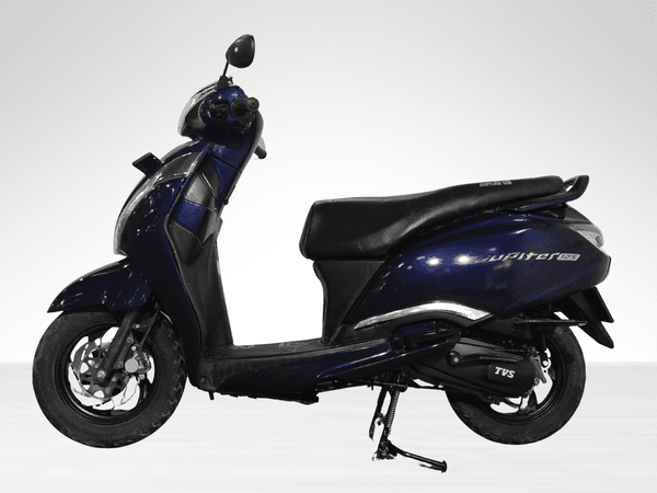 Used 2025 TVS Jupiter 125 Disc - Alloy Wheel for sale in Delhi - photo 1