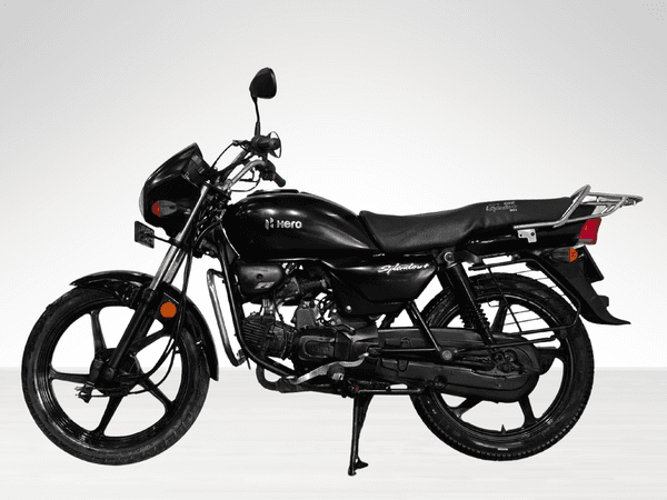 Used 2023 Hero Splendor Plus Self Alloy i3S for sale in Delhi - photo 1