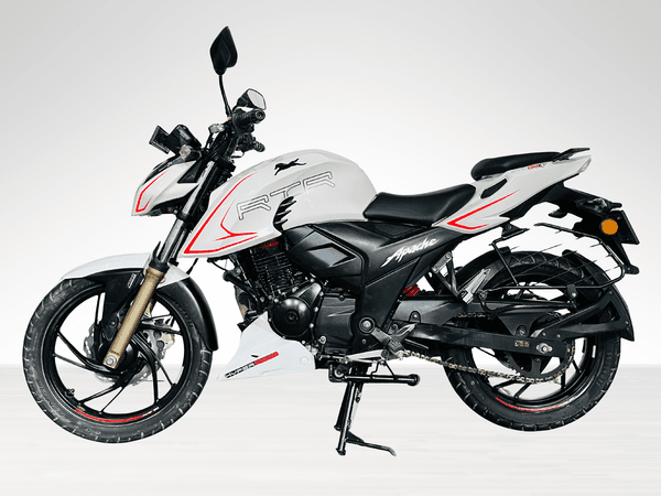 Used 2023 TVS Apache RTR 200 4V SmartXonnect for sale in Delhi - photo 1
