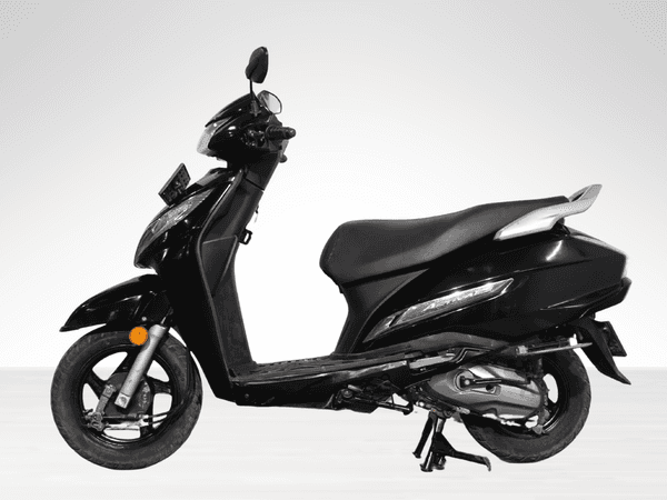 Used 2023 Honda Activa 125 Drum Alloy for sale in Delhi - photo 1