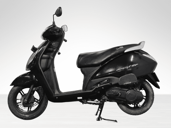 Used 2022 TVS Jupiter Drum Alloy for sale in Delhi - photo 1