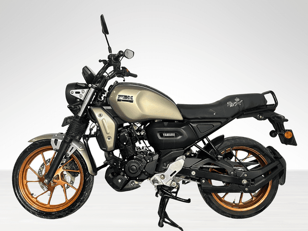Used 2024 Yamaha FZ X Matte Copper and Matte Black for sale in Delhi - photo 1