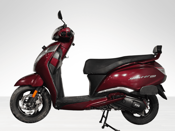 Used 2024 TVS Jupiter 125 Disc - Alloy Wheel for sale in Gurgaon - photo 1