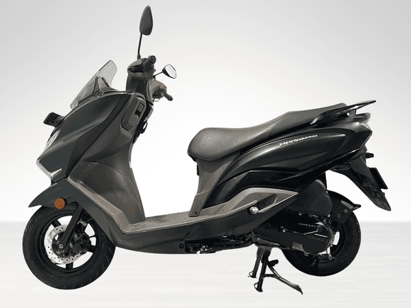 Used 2024 Suzuki Burgman Street 125 Ride Connect Edition for sale in Delhi - photo 1