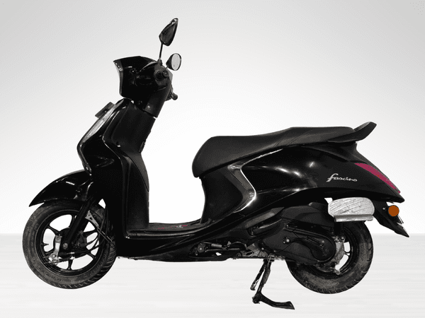 Used 2024 Yamaha Fascino 125 Drum Deluxe for sale in Gurgaon - photo 1