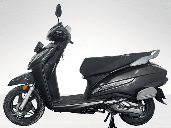 Used 2024 Honda Activa 125 Drum Alloy for sale in Delhi - photo 1