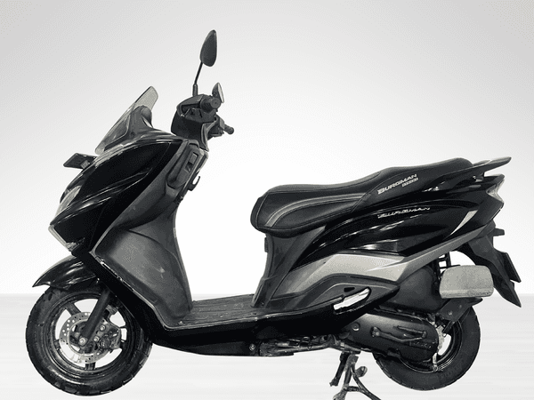 Used 2018 Suzuki Burgman Street 125 Standard for sale in Delhi - photo 1