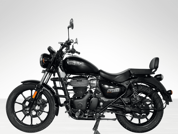 Used 2024 Royal Enfield Meteor 350 Stellar for sale in Delhi - photo 1
