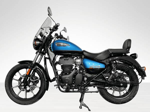 Used 2023 Royal Enfield Meteor 350 Supernova for sale in Gurgaon - photo 1