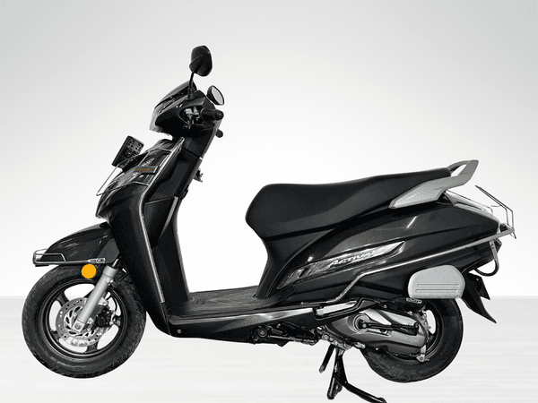 Used 2024 Honda Activa 125 Disc for sale in Delhi - photo 1